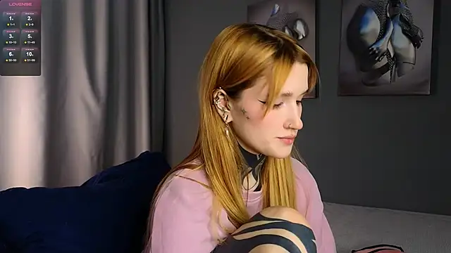 SophieInkk online show from February 13, 8:13 pm