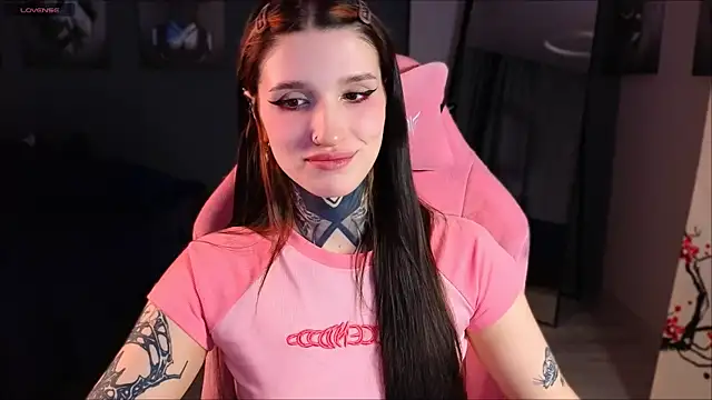 SophieInkk online show from January 14, 10:23 pm