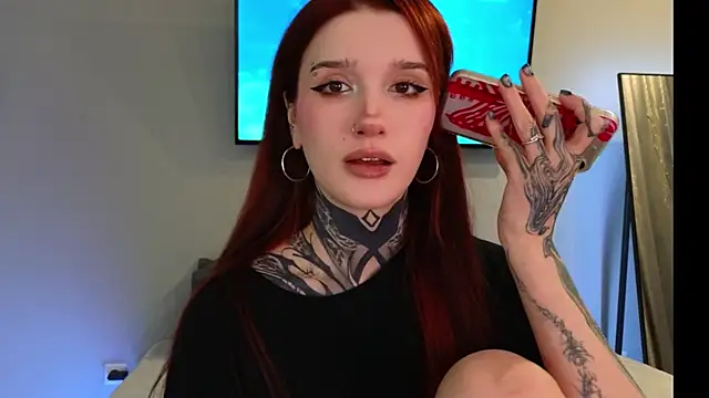 SophieInkk online show from February 10, 8:52 pm