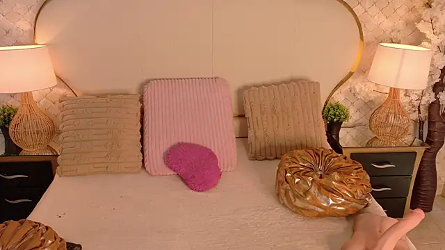 MayraVegas online show from January 16, 1:48 pm