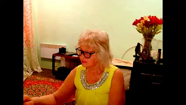 Natali7634 online show from May 6, 3:43 am