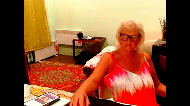 Snapshot of Natali7634 chatting on June 26, 3:29 pm Natali7634 online show from June 26, 3:29 pm