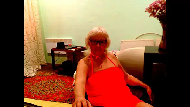 Snapshot of Natali7634 chatting on June 11, 4:48 pm Natali7634 online show from June 11, 4:48 pm