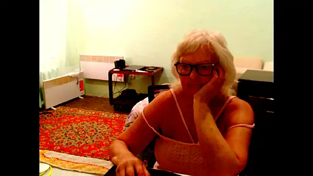 Snapshot of Natali7634 chatting on June 24, 6:12 am Natali7634 online show from June 24, 6:12 am