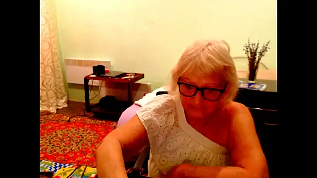 Snapshot of Natali7634 chatting on June 19, 11:16 am Natali7634 online show from June 19, 11:16 am