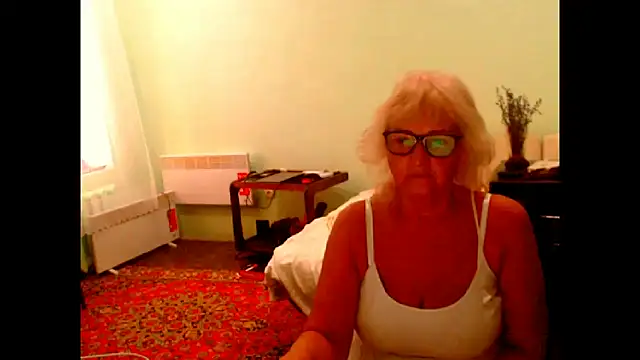 Snapshot of Natali7634 chatting on July 5, 4:19 am Natali7634 online show from July 5, 4:19 am