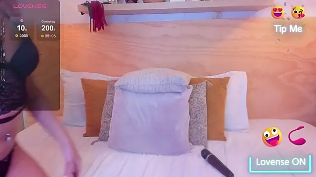 Majooo11 online show from October 4, 2:02 am