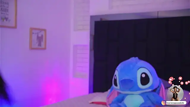 Marianamonroe  online show from April 19, 11:44 am