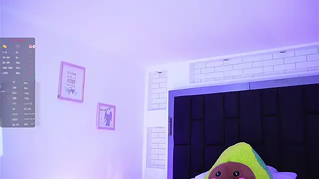 Marianamonroe  online show from November 17, 6:56 pm