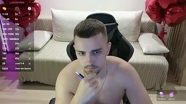 Larstar01 online show from November 6, 12:25 am