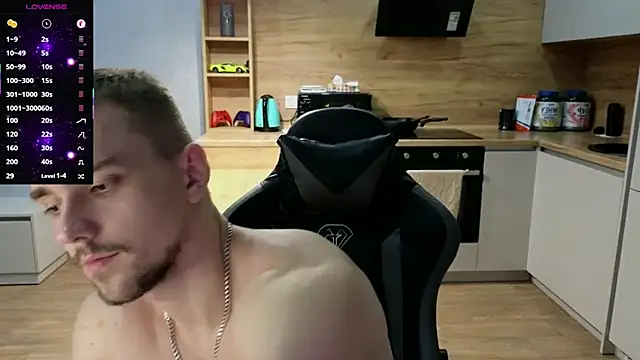 Larstar01 online show from March 20, 12:40 am