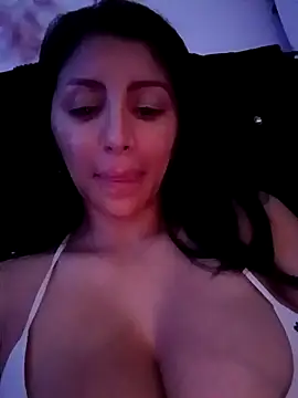 Snapshot of tiffani__love chatting on November 8, 1:03 pm tiffani love online show from November 8, 1:03 pm