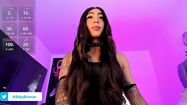 babybriexxx online show from March 6, 7:10 pm