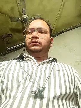 DeepakXxxR86 online show from February 21, 2:30 pm