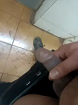 DeepakXxxR86 online show from February 11, 9:47 pm