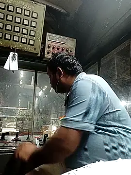 DeepakXxxR86 online show from November 20, 7:47 pm