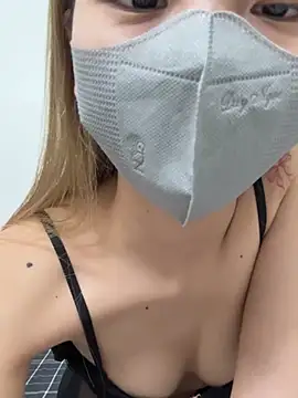 Lucy-Gold online show from February 28, 4:06 pm