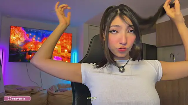 MarianaBranzz online show from March 26, 3:54 pm