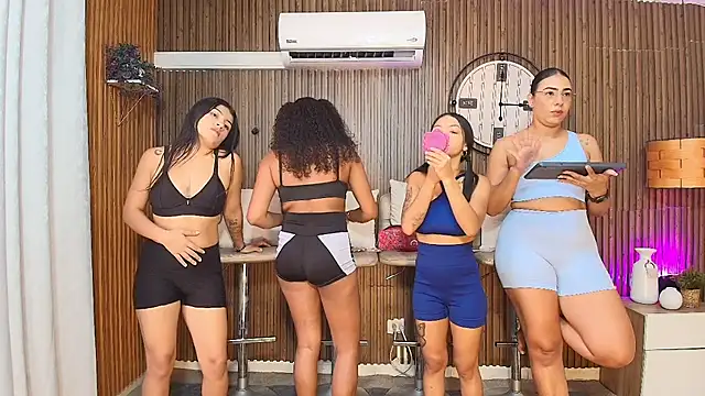 canelasquirt online show from February 12, 6:40 pm