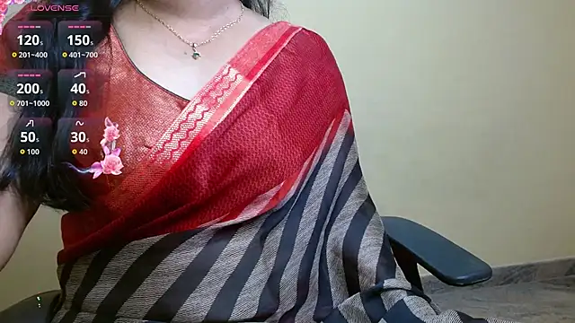 Snapshot of Nithya_05 chatting on November 22, 4:50 pm Nithya 05 online show from November 22, 4:50 pm