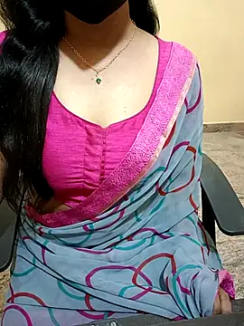 Snapshot of Nithya_05 chatting on October 16, 6:21 am Nithya 05 online show from October 16, 6:21 am