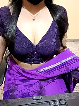 Snapshot of Nithya_05 chatting on September 16, 4:57 am Nithya 05 online show from September 16, 4:57 am