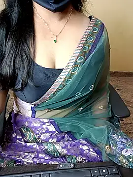 Snapshot of Nithya_05 chatting on December 3, 4:50 pm Nithya 05 online show from December 3, 4:50 pm