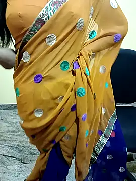 Snapshot of Nithya_05 chatting on September 11, 5:18 am Nithya 05 online show from September 11, 5:18 am