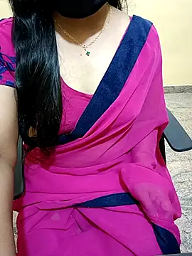 Snapshot of Nithya_05 chatting on November 14, 5:27 pm Nithya 05 online show from November 14, 5:27 pm