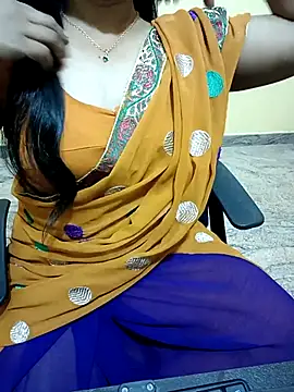 Snapshot of Nithya_05 chatting on September 29, 5:07 pm Nithya 05 online show from September 29, 5:07 pm