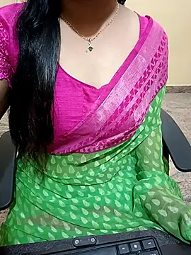 Snapshot of Nithya_05 chatting on September 25, 5:46 am Nithya 05 online show from September 25, 5:46 am