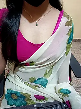 Snapshot of Nithya_05 chatting on September 20, 5:12 am Nithya 05 online show from September 20, 5:12 am