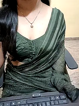 Snapshot of Nithya_05 chatting on October 27, 4:57 am Nithya 05 online show from October 27, 4:57 am