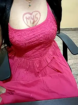 Snapshot of Nithya_05 chatting on October 17, 6:32 pm Nithya 05 online show from October 17, 6:32 pm