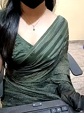 Snapshot of Nithya_05 chatting on September 16, 5:03 pm Nithya 05 online show from September 16, 5:03 pm