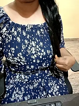 Snapshot of Nithya_05 chatting on October 7, 5:19 am Nithya 05 online show from October 7, 5:19 am