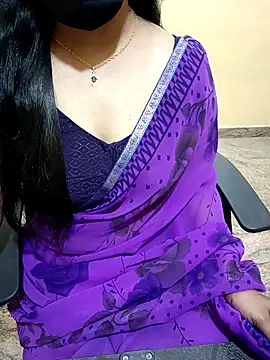 Snapshot of Nithya_05 chatting on November 15, 6:45 pm Nithya 05 online show from November 15, 6:45 pm