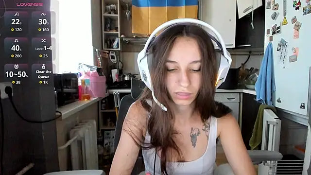 Snapshot of _Nika_Kik chatting on July 5, 10:00 am Nika Kik online show from July 5, 10:00 am