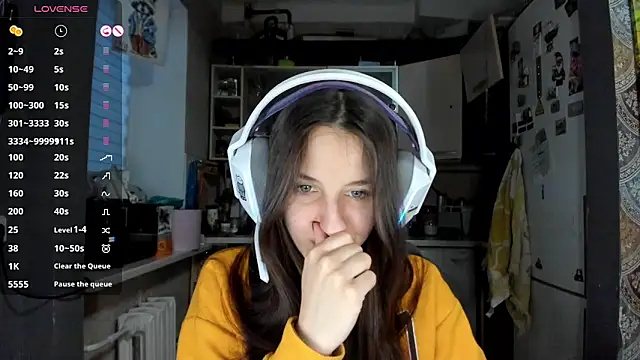  Nika Kik online show from March 24, 3:45 pm