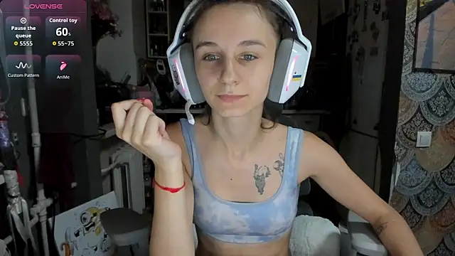 Snapshot of _Nika_Kik chatting on June 26, 10:04 pm Nika Kik online show from June 26, 10:04 pm