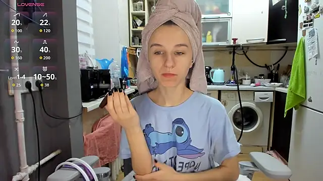  Nika Kik online show from February 23, 4:40 pm