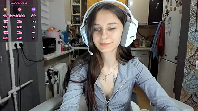  Nika Kik online show from April 19, 6:10 pm