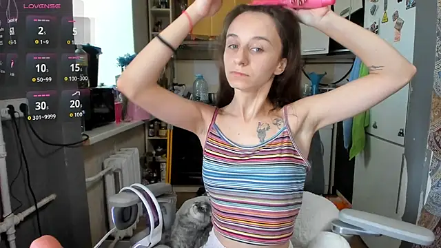 Snapshot of _Nika_Kik chatting on July 14, 2:01 pm Nika Kik online show from July 14, 2:01 pm