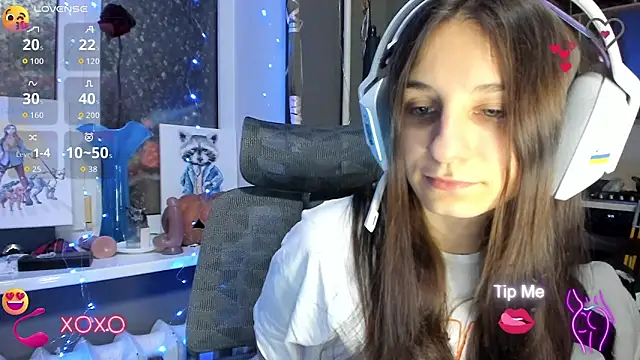  Nika Kik online show from November 5, 6:33 pm