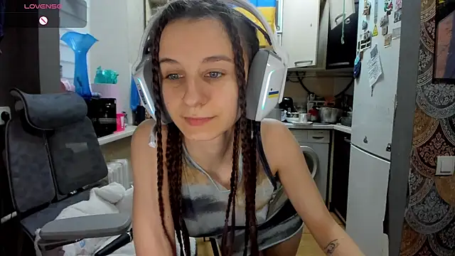  Nika Kik online show from April 8, 4:19 pm