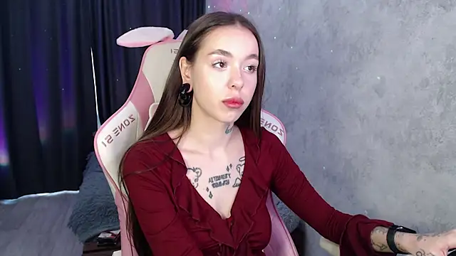 naughty dakota online show from September 9, 12:47 pm