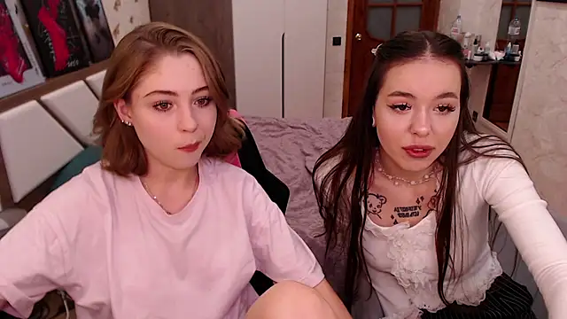 naughty dakota online show from October 13, 10:28 am