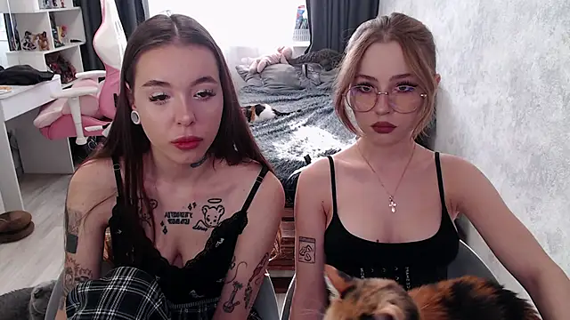 naughty dakota online show from November 22, 9:41 am