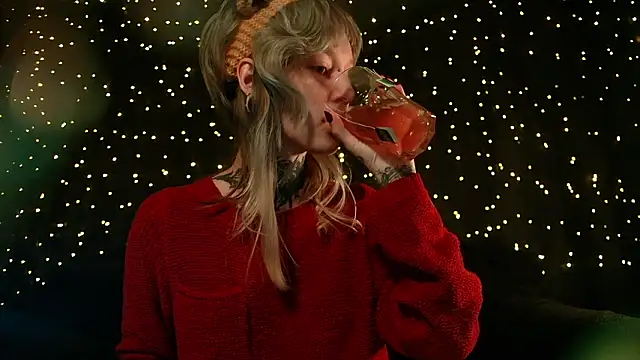 Littlespacemouse online show from March 4, 3:31 pm