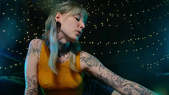 Littlespacemouse online show from January 11, 3:08 pm